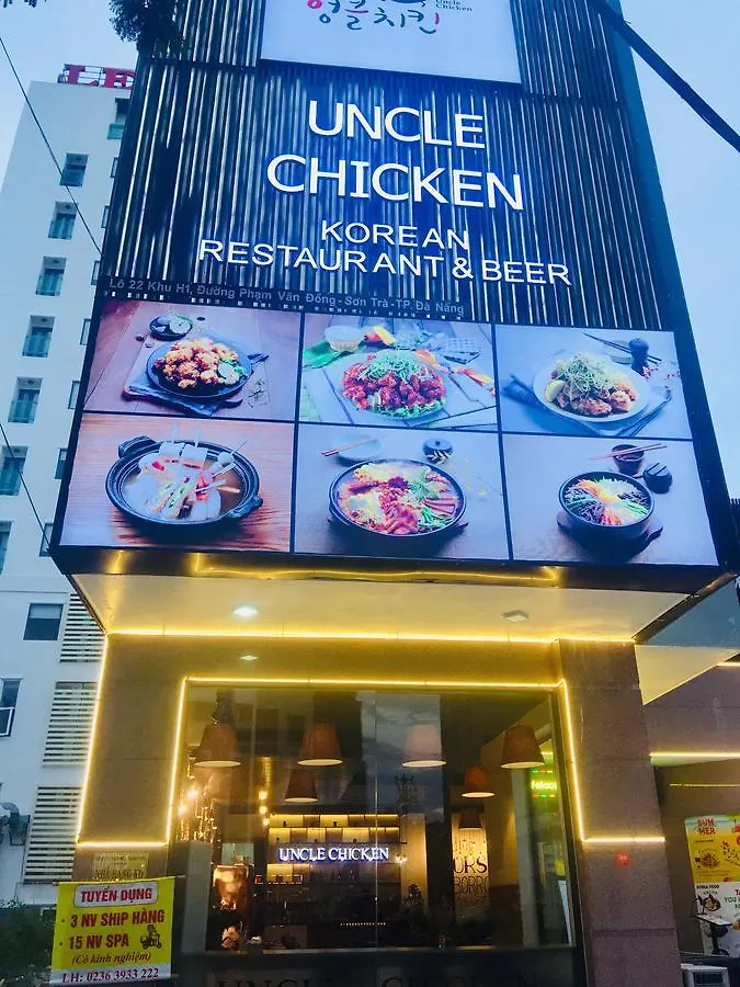 Lighting Hotel 다낭 2*,
